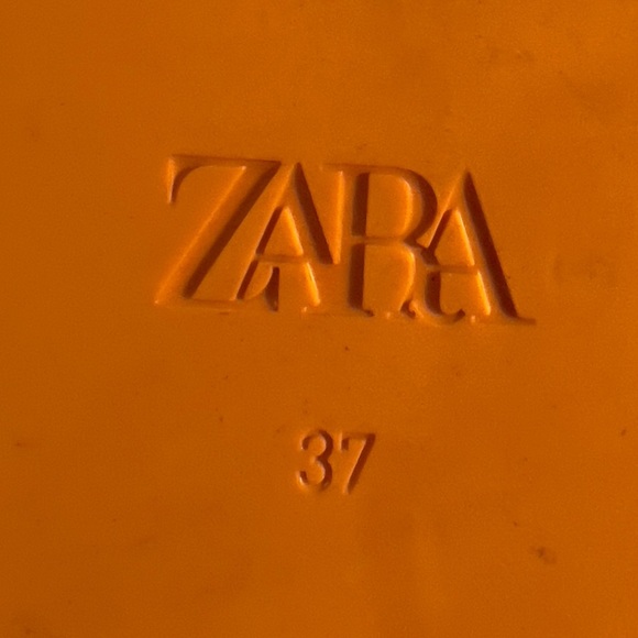 Zara size 37 slip on sandals, summer - Picture 7 of 8